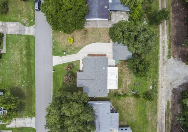Photo 3 of Manufactured home for sale at 212 Captains Dr, Little River, SC 29566 | MLS# 2617944 | Listing updated on 2026-07-17