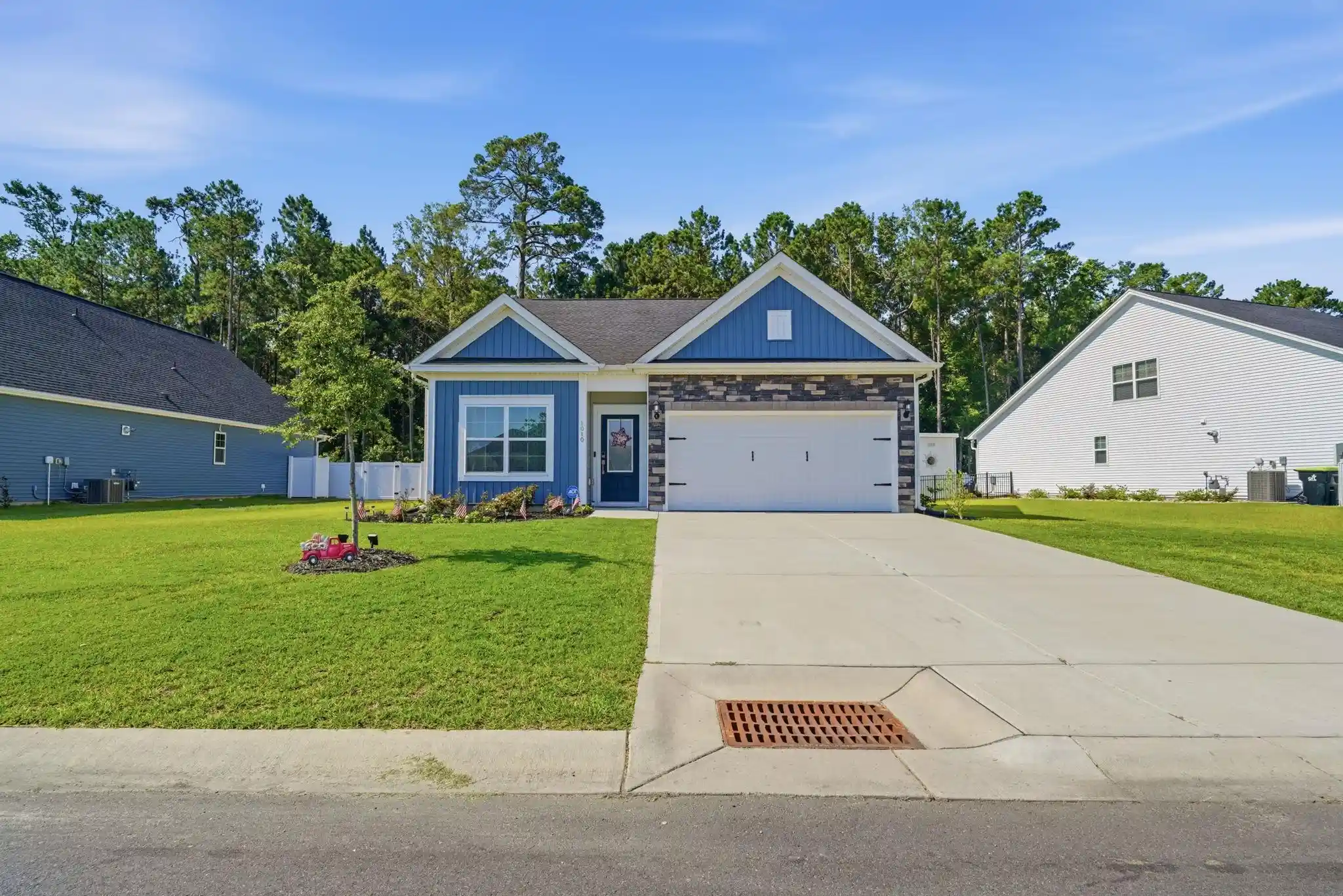 Photo 1 of Single family home for sale at 1010 Agostino Dr, Myrtle Beach, SC 29579 | MLS# 2617947 | Listing updated on 2026-10-13