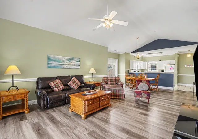 5th image of 4878 Dahlia Ct #305, Myrtle Beach, SC 29577 | MLS# 2617951