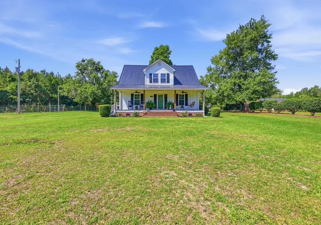 Photo 2 of Single family home for sale at 1361 Highway 521, Andrews, SC 29510 | MLS# 2617966 | Listing updated on 2026-08-24