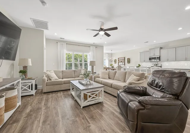 4th image of 420 Retriever Ct, Murrells Inlet, SC 29576 | MLS# 2618027