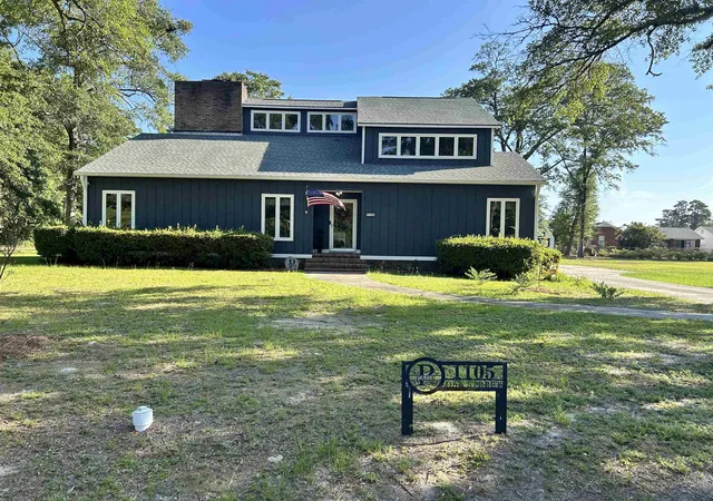 1st image of 1105 Oak St, Aynor, SC 29511 | MLS# 2618057