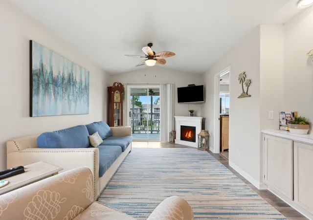 3rd image of 208 Lndg Rd, North Myrtle Beach, SC 29582