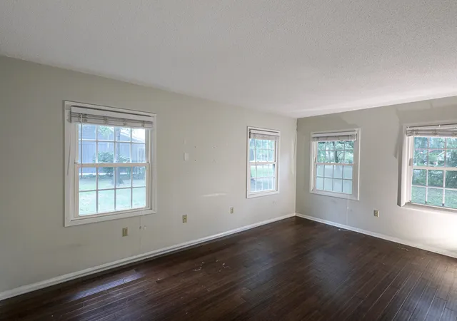 Photo 3 of Sale Pending at 127 Johnstone Ln, Georgetown, SC 29440 | MLS# 2618156 | Listing updated on 2026-10-02