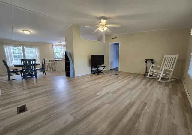 2nd image of 4 Talon Circle, Murrells Inlet, SC 29576 | MLS# 2618182