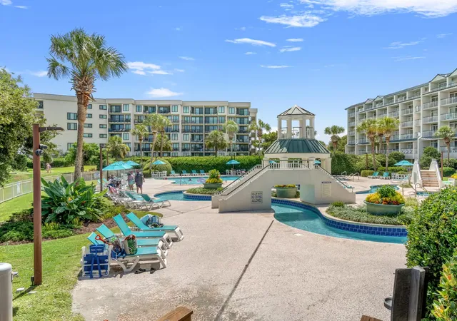 2nd image of 601 Retreat Bch Cir, Pawleys Island, SC 29585