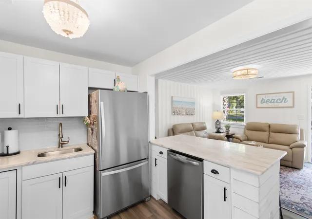 Photo 4 of Single family home for sale at 627 Pine Dr, Surfside Beach, SC 29575 | MLS# 2618219 | Listing updated on 2026-08-04