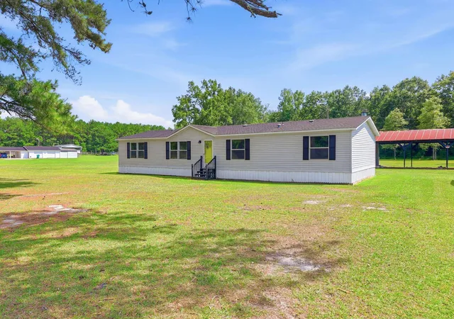 Homes for sale in Mullins, SC | 5231 Cartwheel Rd, Mullins, SC 29574 | MLS# 2618258