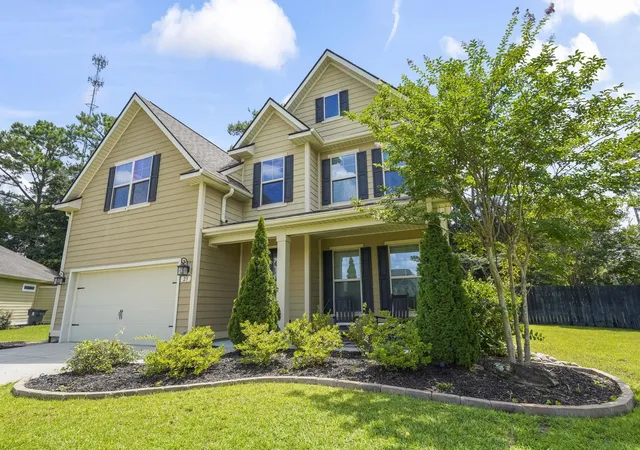 Photo 3 of Sale Pending at 23 Cyclamen Ct, Murrells Inlet, SC 29576 | MLS# 2618325 | Listing updated on 2026-08-01