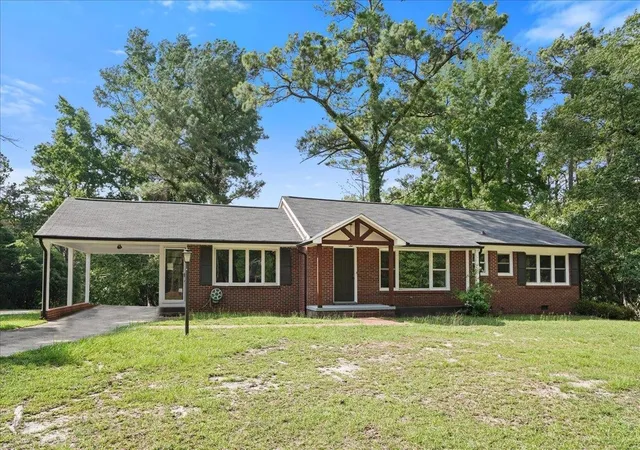 Photo 1 of Single family home for sale at 206 State Rd, Cheraw, SC 29520 | MLS# 2618335 | Listing updated on 2026-07-23