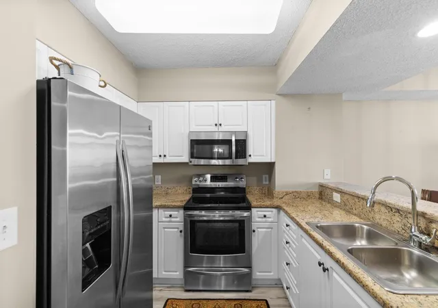 Photo 3 of Condo for sale at 5310 N Ocean Blvd #605, Myrtle Beach, SC 29577 | MLS# 2618344 | Listing updated on 2026-08-31