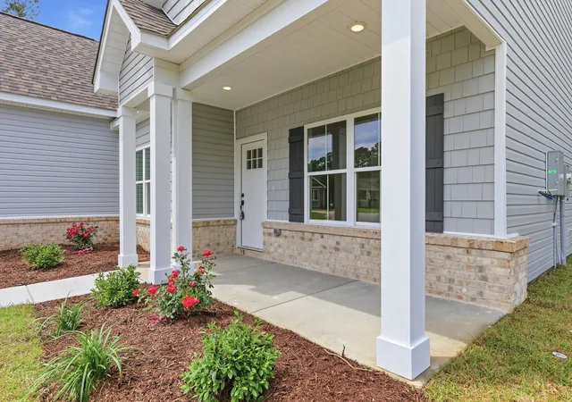 Photo 3 of Single family home for sale at 118 Dorset Pl, Conway, SC 29526 | MLS# 2618349 | Listing updated on 2026-10-01