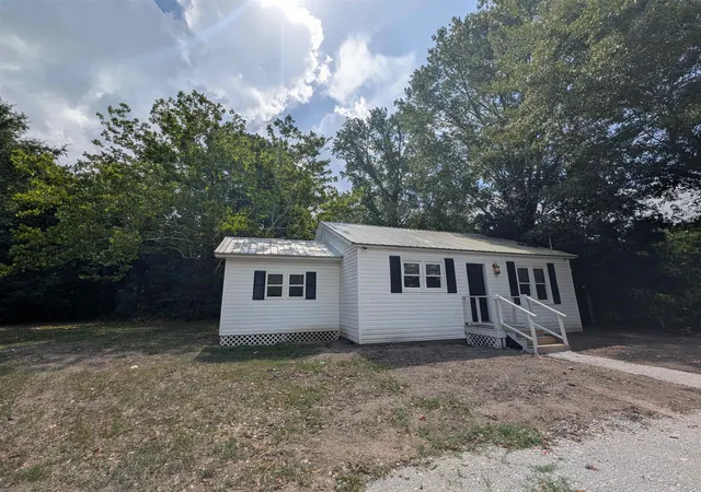 23rd image of 417 S Magnolia Ave, Andrews, SC 29510 | MLS# 2618371