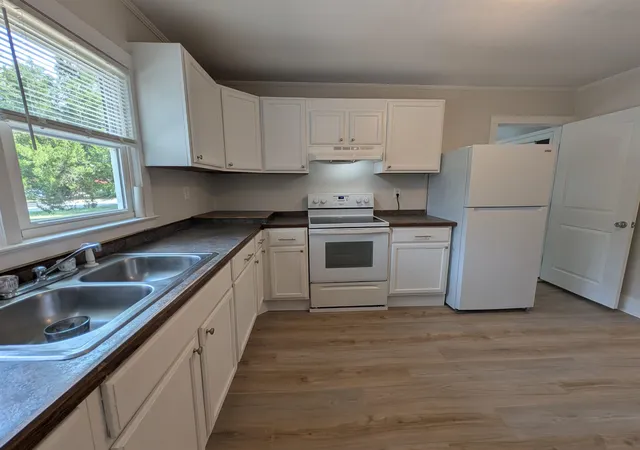 3rd image of 417 S Magnolia Ave, Andrews, SC 29510 | MLS# 2618371