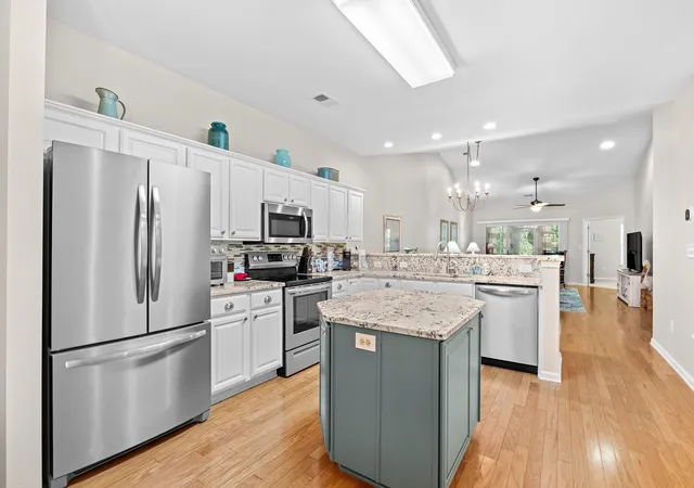 Listing Photo 5 - Condo for sale in building located at 724 Pinehurst Ln, Pawleys Island, SC 29585 - Unit #83D