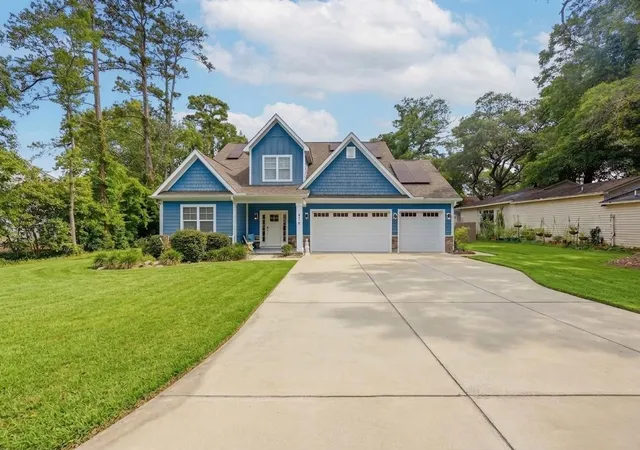 Photo 2 of Single family home for sale at 816 17th Avenue N, Surfside Beach, SC 29575 | MLS# 2618488 | Listing updated on 2026-09-01