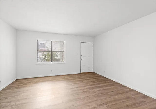 Listing Photo 5 - Condo for sale in building located at 209 Cedar St, Myrtle Beach, SC 29577 - Unit #C-1