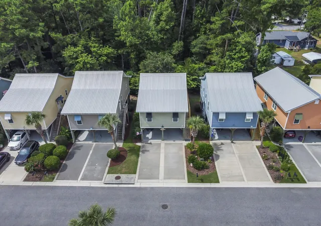 3rd image of 71 Weatherboard Ct, Pawleys Island, SC 29585 | MLS# 2618566
