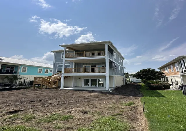 Photo 3 of Single family home for sale at 137 Pinnacle Dr, Murrells Inlet, SC 29576 | MLS# 2618567 | Listing updated on 2026-10-07