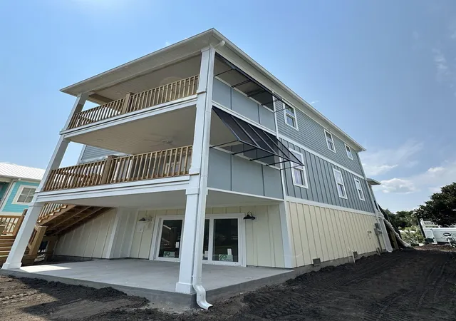 Photo 4 of Single family home for sale at 137 Pinnacle Dr, Murrells Inlet, SC 29576 | MLS# 2618567 | Listing updated on 2026-10-07
