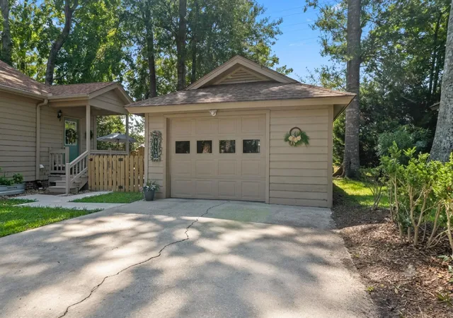 Photo 3 of Sale Pending at 706 Courtney Ct, Murrells Inlet, SC 29576 | MLS# 2618583 | Listing updated on 2026-08-19