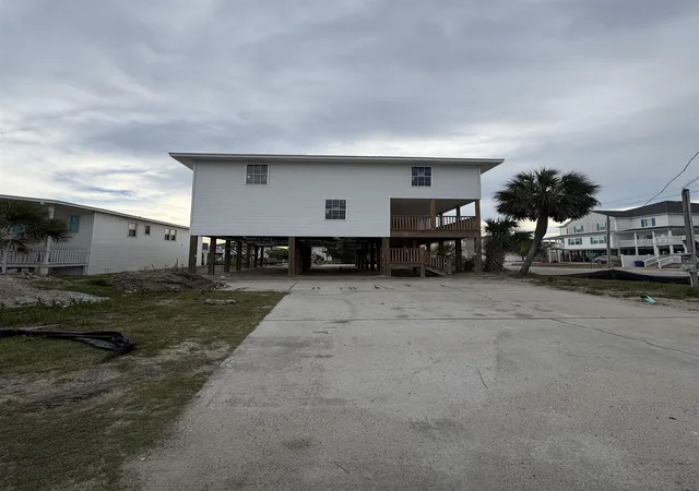1st image of 300 44th Ave N, North Myrtle Beach, SC 29582 | MLS# 2618589