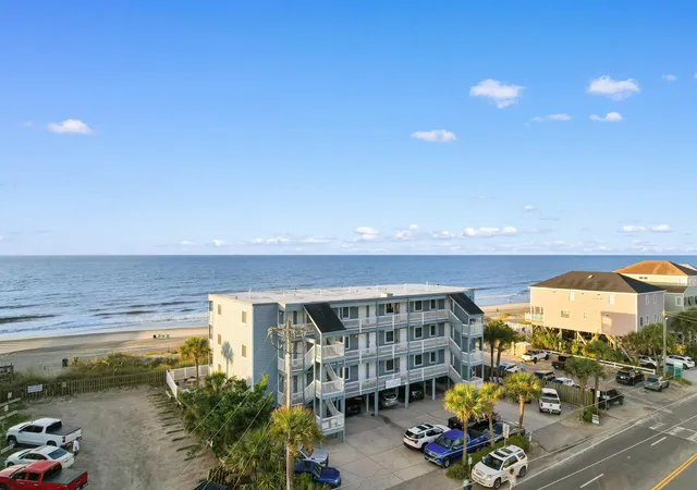 3rd image of 116 S Waccamaw Dr, Murrells Inlet, SC 29576