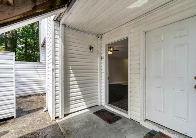 3rd image of 401 Cambridge Cir, Murrells Inlet, SC 29576