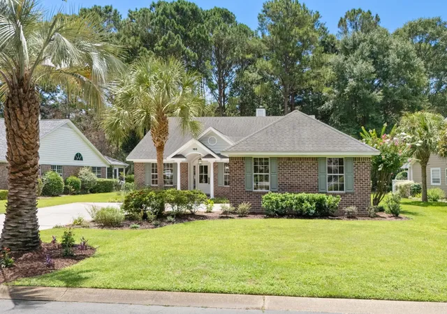 Photo 3 of Single family home for sale at 168 Mackinley Cir, Pawleys Island, SC 29585 | MLS# 2618656 | Listing updated on 2026-10-10