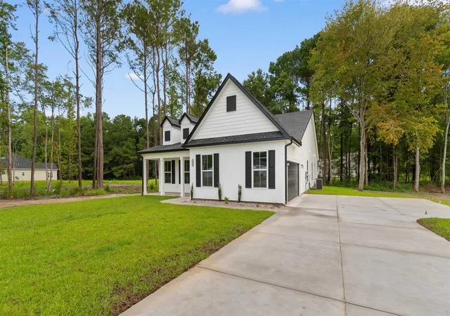 Photo 4 of Single family home for sale at 5661 Highway 668, Conway, SC 29526 | MLS# 2618663 | Listing updated on 2026-08-26