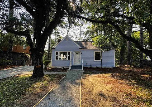 Photo 3 of Sale Pending at 2407 South Is Rd, Georgetown, SC 29440 | MLS# 2618693 | Listing updated on 2026-08-19