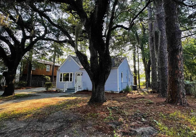 Photo 3 of Sale Pending at 2407 South Is Rd, Georgetown, SC 29440 | MLS# 2618693 | Listing updated on 2026-08-19