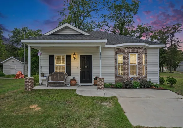 1st image of 1511 6th Ave, Conway, SC 29526 | MLS# 2618744