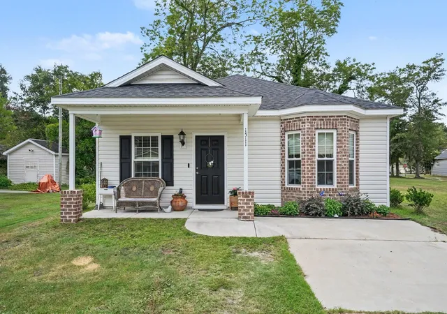 2nd image of 1511 6th Ave, Conway, SC 29526 | MLS# 2618744