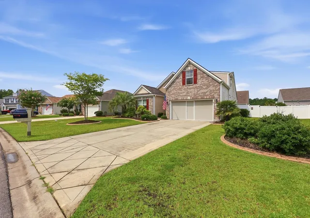 Photo 3 of Single family home for sale at 747 Callant Dr, Little River, SC 29566 | MLS# 2618870 | Listing updated on 2026-08-21