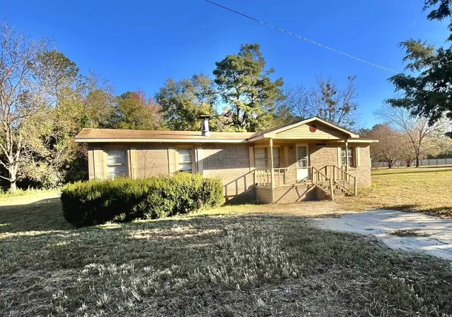 1st image of 103 Bulldog Ln, Lake City, SC 29560 | MLS# 2618969