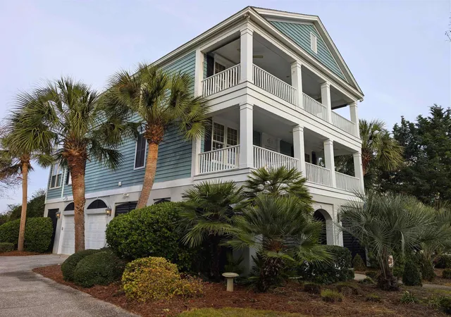 Photo 3 of Sale Pending at 10 Sea Oats Cir, Pawleys Island, SC 29585 | MLS# 2619021 | Listing updated on 2026-08-29