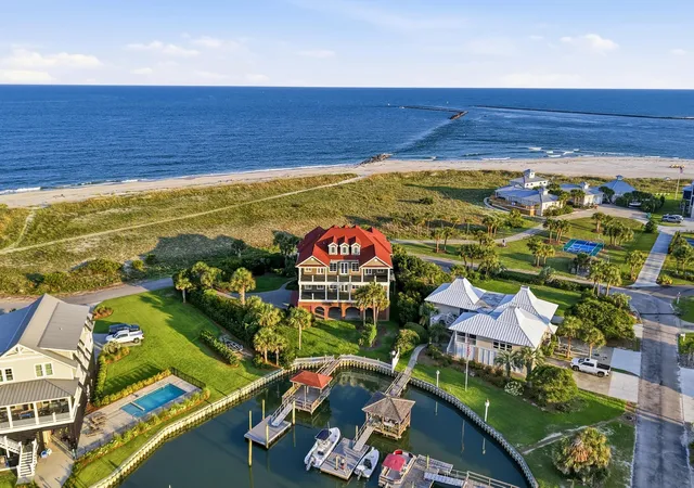 Photo 2 of Mansion for sale at 2254 S Waccamaw Dr, Murrells Inlet, SC 29576 | MLS# 2619056 | Listing updated on 2026-08-17