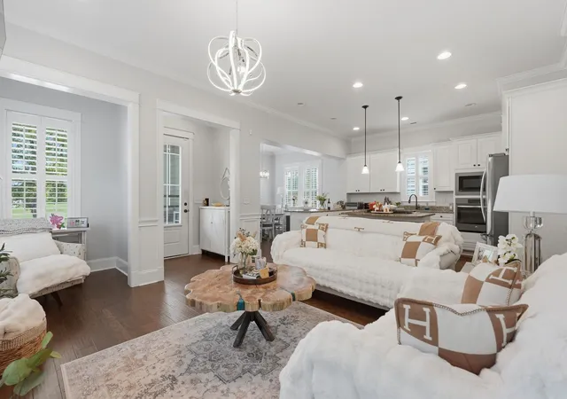 Photo 3 of Sale Pending at 927 Iris St, Myrtle Beach, SC 29577 | MLS# 2619088 | Listing updated on 2026-09-29