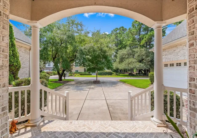 Photo 3 of Sale Pending at 25 Fairway Ln, Pawleys Island, SC 29585 | MLS# 2619144 | Listing updated on 2026-08-22