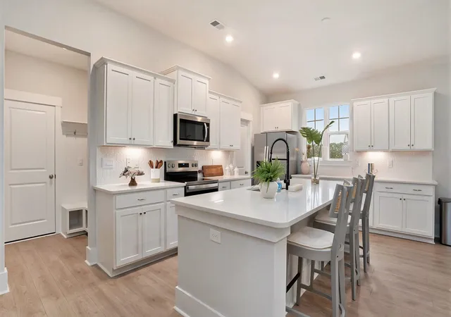 Photo 3 of Sale Pending at 332 Mcgill Dr, Conway, SC 29527 | MLS# 2619177 | Listing updated on 2026-08-23