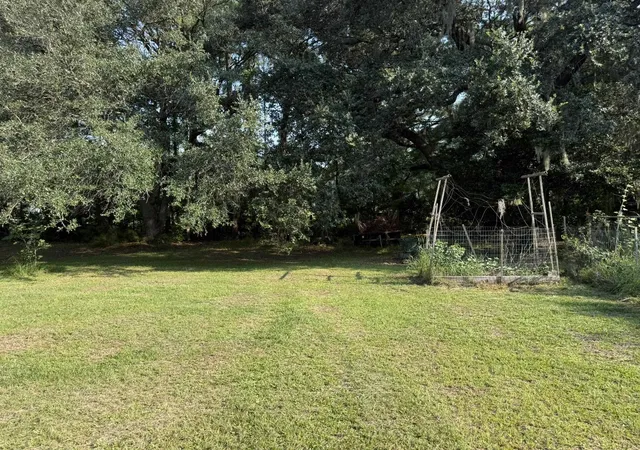 Photo 3 of Sale Pending at 236 Wraggs Fry Rd, Georgetown, SC 29440 | MLS# 2619232 | Listing updated on 2026-08-28