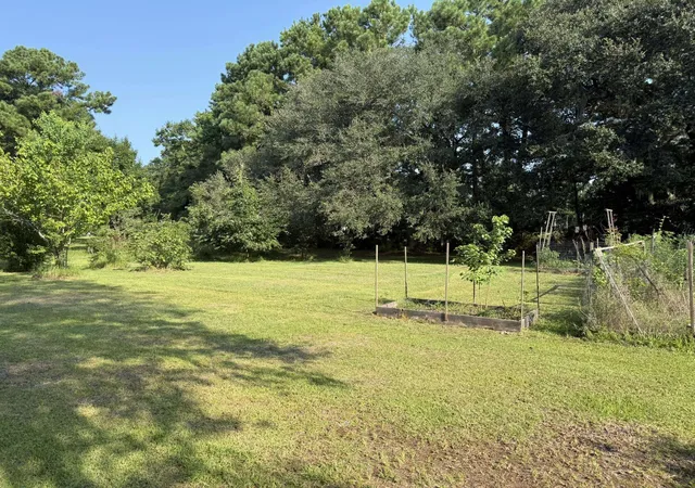 Photo 4 of Sale Pending at 236 Wraggs Fry Rd, Georgetown, SC 29440 | MLS# 2619232 | Listing updated on 2026-08-28