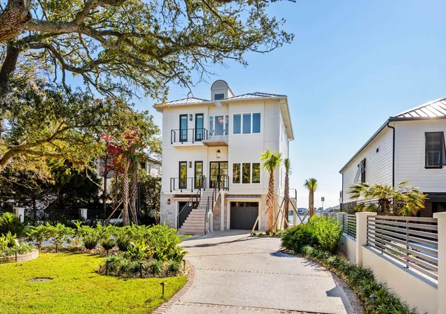 Photo 3 of Single family home for sale at 3109 1st Avenue S, Murrells Inlet, SC 29576 | MLS# 2619248 | Listing updated on 2026-08-04