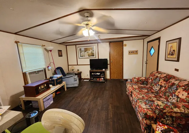 Photo 2 of Manufactured home for sale at 329 Bauer Trl, Hemingway, SC 29554 | MLS# 2619301 | Listing updated on 2026-08-05