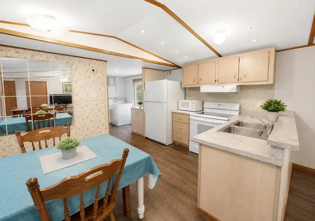Photo 3 of Manufactured home for sale at 329 Bauer Trl, Hemingway, SC 29554 | MLS# 2619301 | Listing updated on 2026-08-05