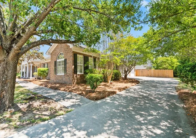 2nd image of 2021 Wethersfield Dr, Florence, SC 29501 | MLS# 2619353