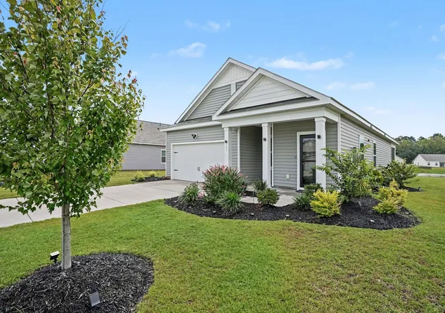 Photo 3 of Single family home for sale at 161 Linares St, Loris, SC 29569 | MLS# 2619363 | Listing updated on 2026-09-18