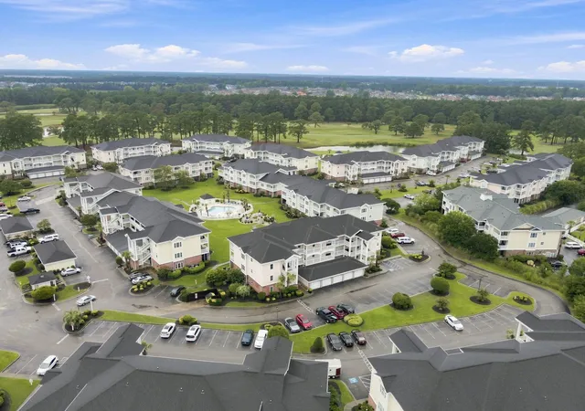 Listing Photo 4 - Condo for sale in building located at 4864 Carnation Cir, Myrtle Beach, SC 29577 - Unit #302