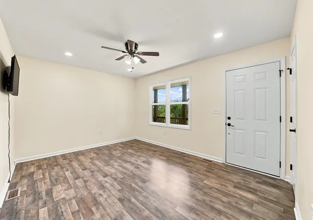 Photo 3 of Single family home for sale at 2761 Thurgood Marshall Hwy, Kingstree, SC 29556 | MLS# 2619394 | Listing updated on 2026-08-31